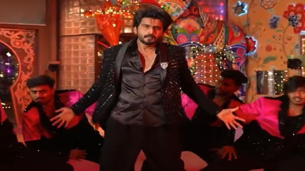 Nikhil Looks Dapper For The Finale