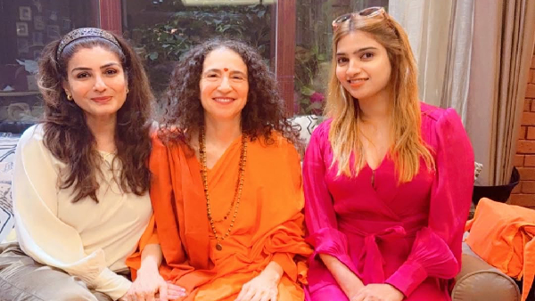 Sana Raees Khan Meets Sadhviji Bhagawati Saraswatiji