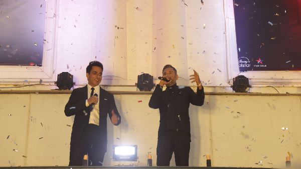 Sonu Sood amp amp Honey Singh Turn Delhi Into A Party Playground