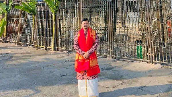 Producer-Actor Swapnil Joshi Seeks Blessings At Tirupati Producer-Actor Swapnil Joshi Seeks Blessings At Tirupati