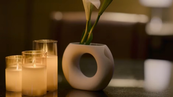 Single s Inferno Unreleased Flirting Clip By Netflix