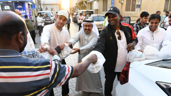 Bigg Boss 18 Vivian Dsena Gets Special Welcome From Bahrain