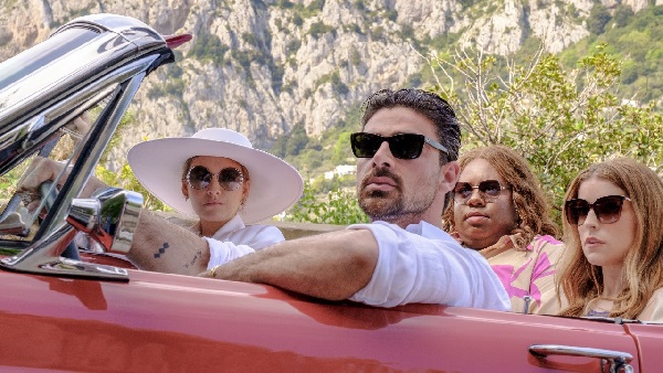 Another Simple Favor Release Date