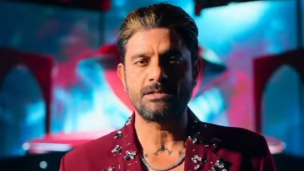 Jaideep Shows His Dancing Skills In Jaadu