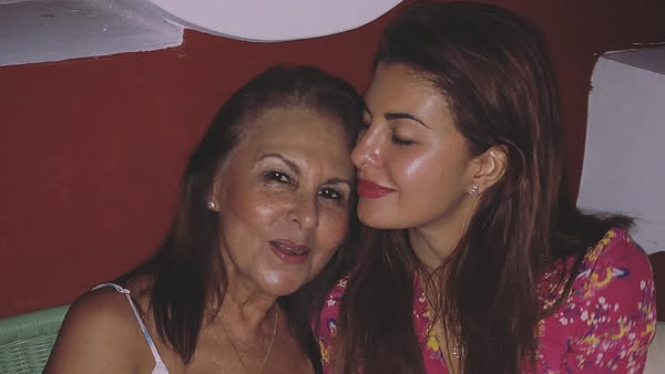 Who Is Kim Fernandez Know About Housefull 5 Actress Mother