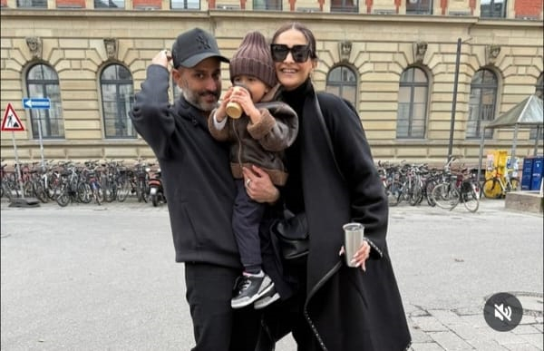 Sonam Kapoor Son Vayu Pic