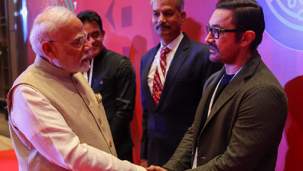 PM Modi s Heartfelt Exchange With Aamir Khan At A Conclave