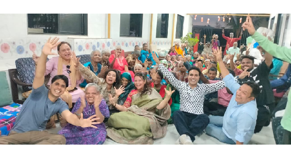 Salim Diwan Dedicates Birthday To Indian Soldiers Salim Diwan Dedicates Birthday To Indian Soldiers