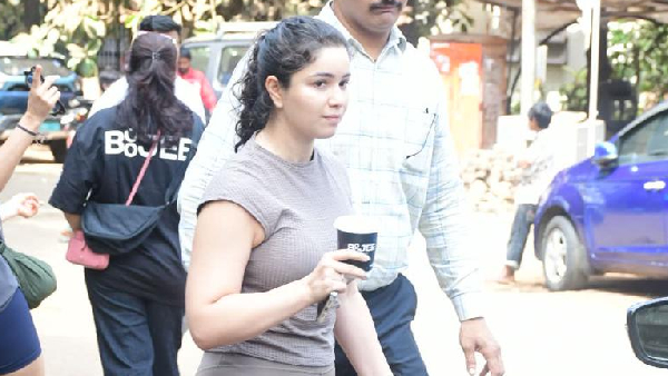 Sara s First Appearance Amid Dating Rumours With Siddhant Sara s First Appearance Amid Dating Rumours With Siddhant