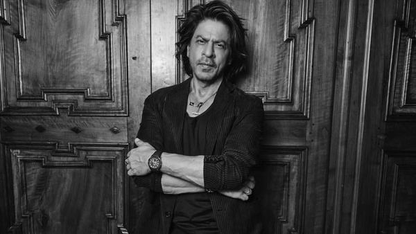 SRK Reacts To Ahmedabad Plane Crash SRK Reacts To Ahmedabad Plane Crash