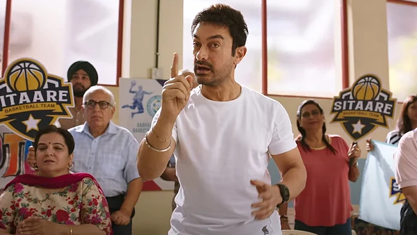 Sitaare Zameen Par Worldwide Box Office Day 1