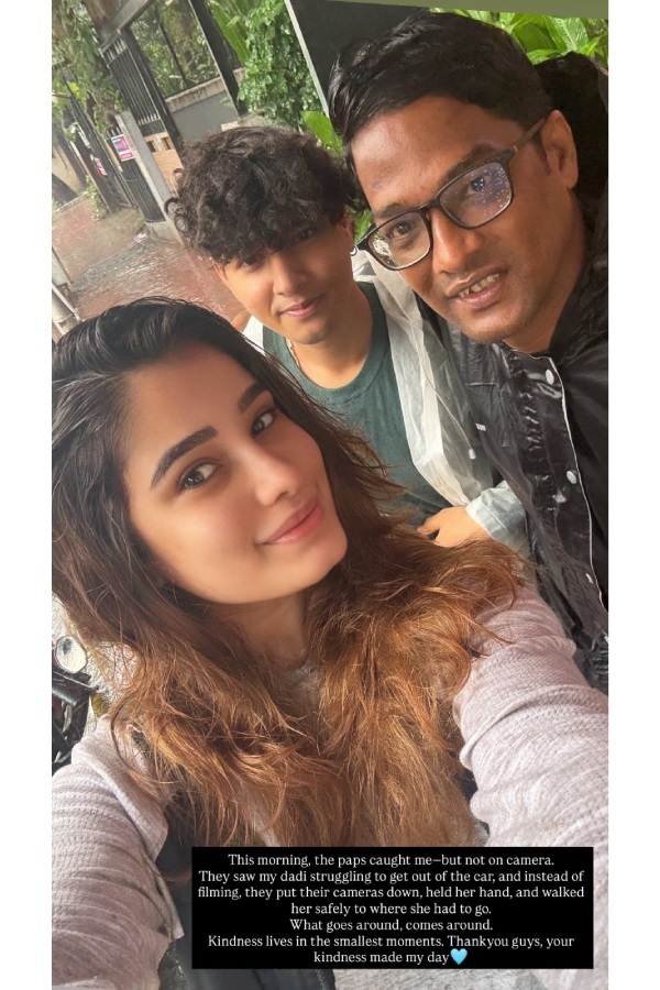 Rasha Thadani Applauds Paparazzi