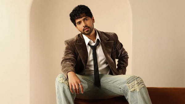 Armaan Malik Unveils Acoustic Version of Baari Baari