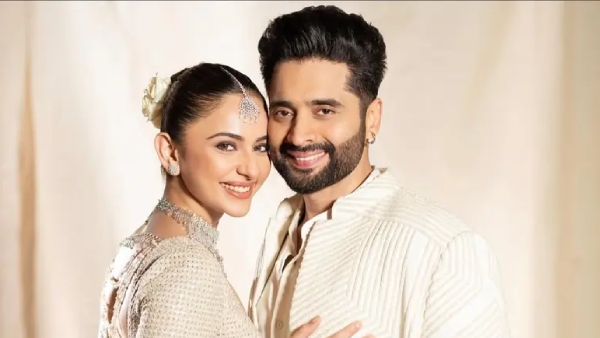 Rakul Preet Jackky Bhagnani Celebrate Hyderabad Open Finale