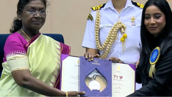 Shilpa Rao Arrives At Rashtrapati Bhavan To Receive Award