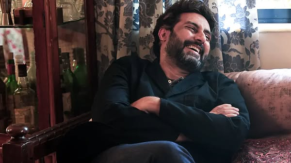 Abhishek Reacts To Critic Accusing Him of Buying Awards