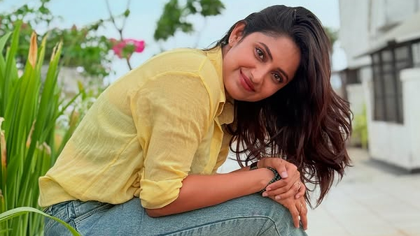 Bigg Boss Telugu 9 Wild Card Who Is Ayesha Zeenath