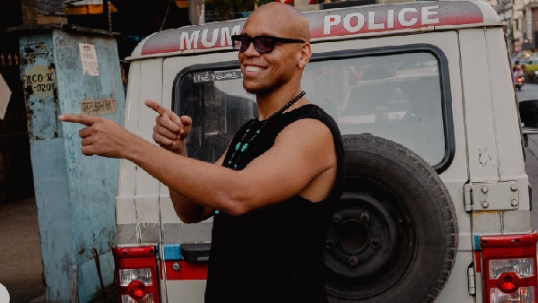 Francis Mercier Explores Mumbai Francis Mercier Explores Mumbai