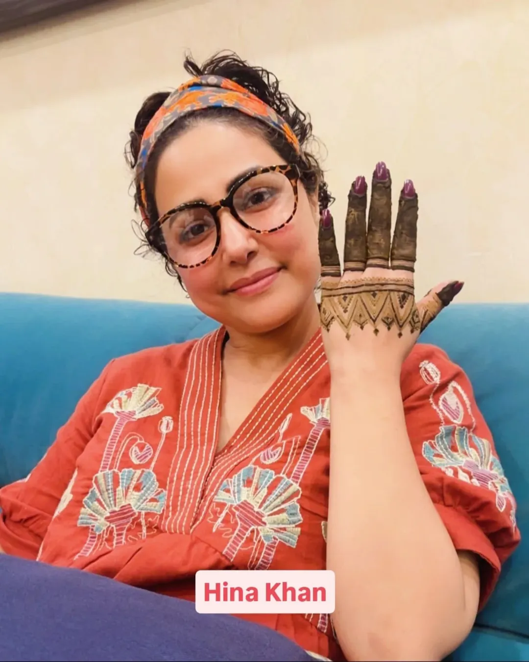 Hina Khan Flaunts Her Mehendi As She Celebrates First Karva Chauth