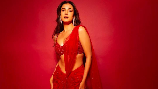 Jannat Girl Sonal Chauhan Comes Onboard For The Mirzapur