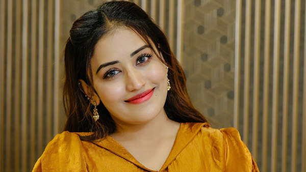 Bigg Boss Malayalam Season 7 Winner Anumol Wins Trophy