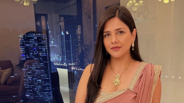 Dalljiet Kaur Moves Back To Mumbai With Son Jayden Dalljiet Kaur Moves Back To Mumbai With Son Jayden