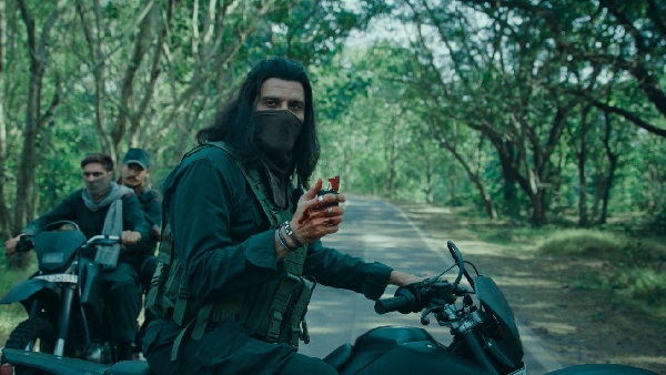 Jaideep Ahlawat Enters Completely Different World Jaideep Ahlawat Enters Completely Different World