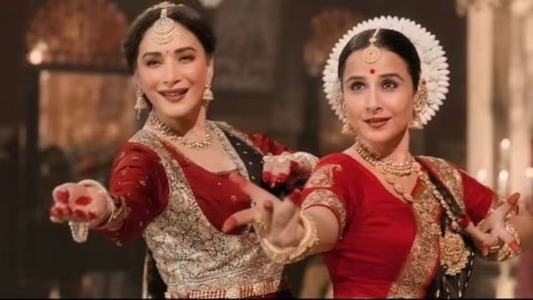 Madhuri-Vidya s Onscreen Moment That Set Bhool Bhulaiyaa 3 Ablaze Madhuri-Vidya s Onscreen Moment That Set Bhool Bhulaiyaa 3 Ablaze
