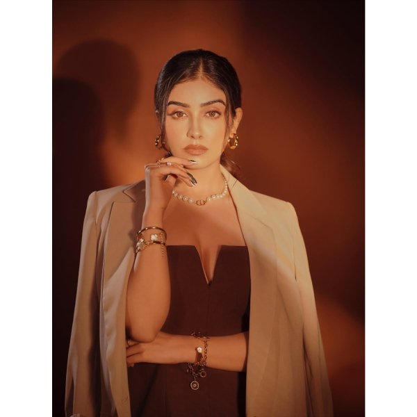 Twinkle Arora s Top Fashion Moments That Defined Her Style