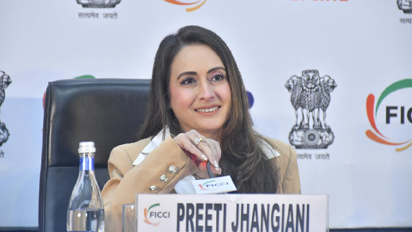 Preeti Jhangiani Elevates Arm-Wrestling s Moment at FICCI