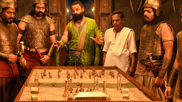 Jayasurya s Aadu 3 Box Office Collection Day 10 Update