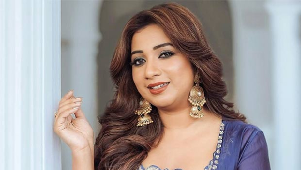 Shreya Ghoshal Becomes India s First Female Artist