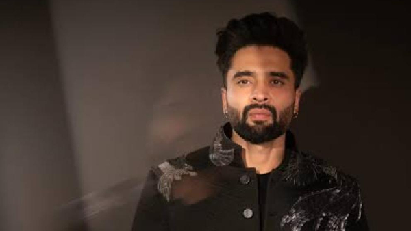 Jackky Bhagnani Celebrates 27 Years Of The Cinematic Gem Jackky Bhagnani Celebrates 27 Years Of The Cinematic Gem