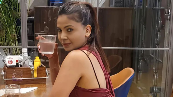 mahi kaur palang tod ullu web series