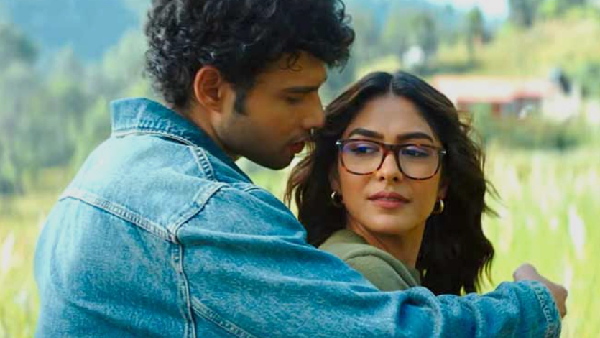 Get Mrunal Thakur s Do Deewane Sheher Mein Look Get Mrunal Thakur s Do Deewane Sheher Mein Look