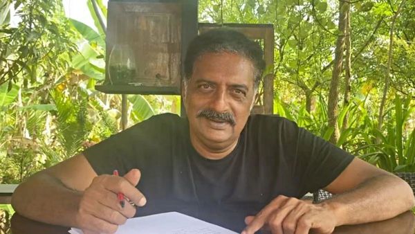 Actor Prakash Raj facing court issued warrant proceedings Actor Prakash Raj facing court issued warrant proceedings