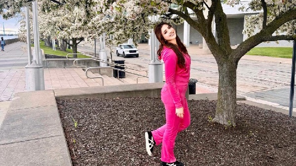Samaira Sandhu Stuns in a Gorgeous Pink Corset Outfit Samaira Sandhu Stuns in a Gorgeous Pink Corset Outfit