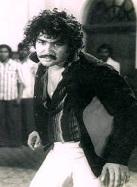 മഞ്ഞിൽ വിരിഞ്ഞ പൂക്കൾ