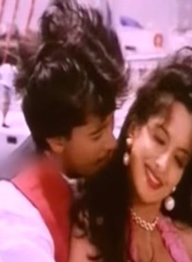 പൂനിലമഴ