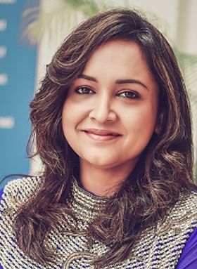 സൂപ്പര്‍സ്റ്റാര്‍ കല്ല്യാണി