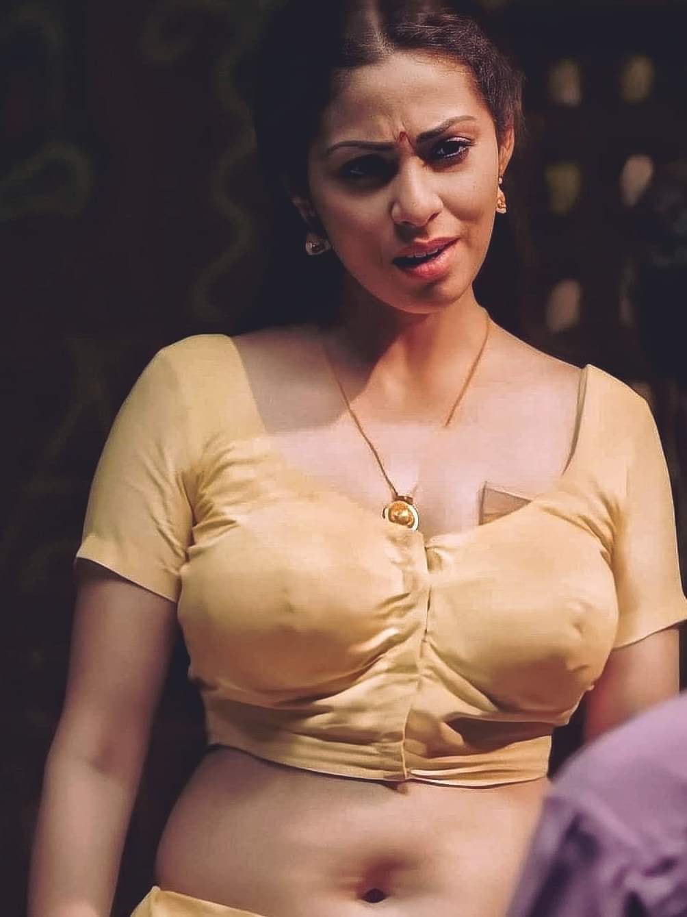 Sadha xxx