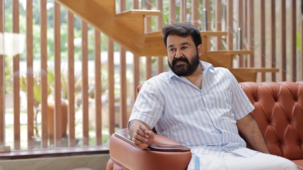 15 ദിവസങ്ങള്‍ കൂടുമ്പോള്‍ ഓരോ റിലീസുകള്‍