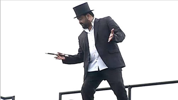 മജീഷ്യന്‍