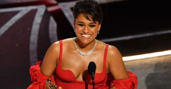 മികച്ച സഹനടി - അരിയാനോ ഡെബോസ്