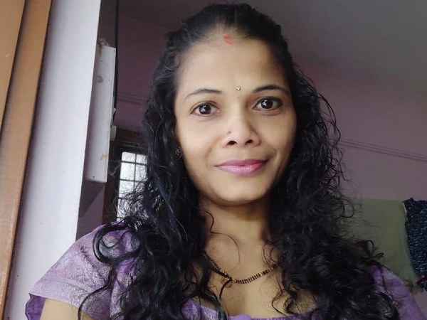 ರಂಗಭೂಮಿ ಕಲಾವಿದೆ