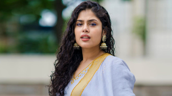 ஃபரியா அப்துல்லா - வள்ளிமயில்