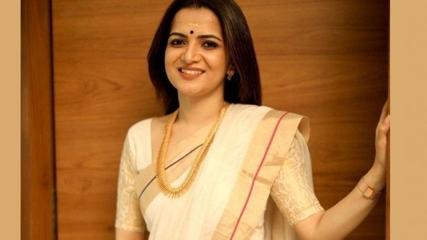 திவ்யதர்ஷினி (DD) - தொகுப்பாளினி