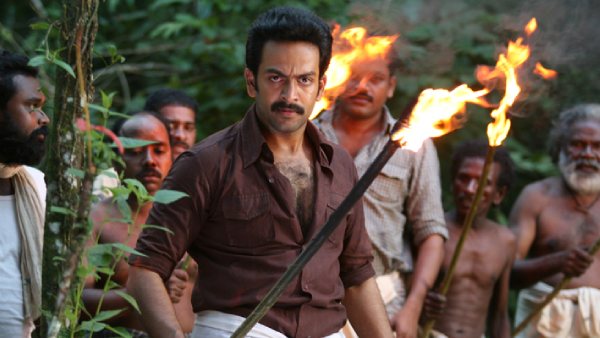 Naxal Varghese-Thalappavu