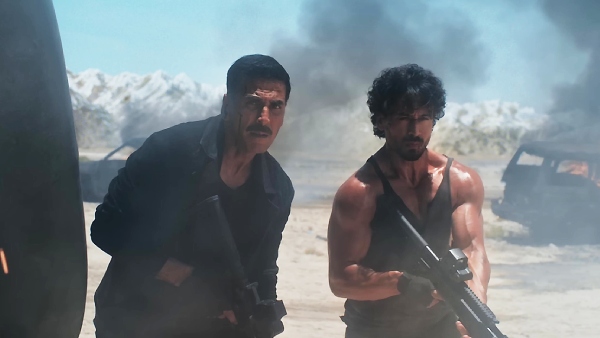 Bade Miyan Chote Miyan Trailer