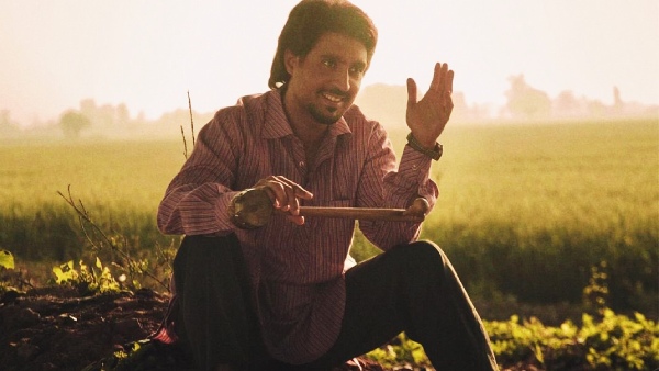 Iconic Duo and Immersive Storytelling